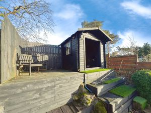 Photo 16- click for photo gallery